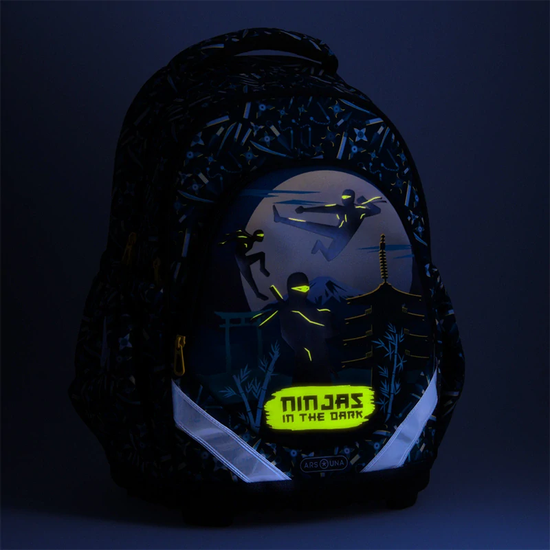 Anatomický batoh ARS UNA Ninjas in the dark